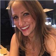 Laureata offre ripetizioni ed aiuto compiti a stranieri e ragazzi fino alle scuole medie. Italiano, inglese, matematica, scienze